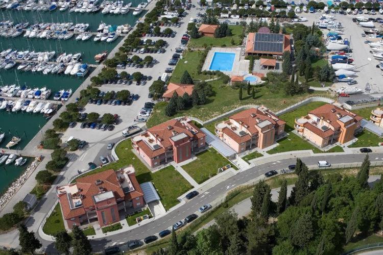 Residence Marina Rose M Apartment By Locap Group Portorož Zewnętrze zdjęcie